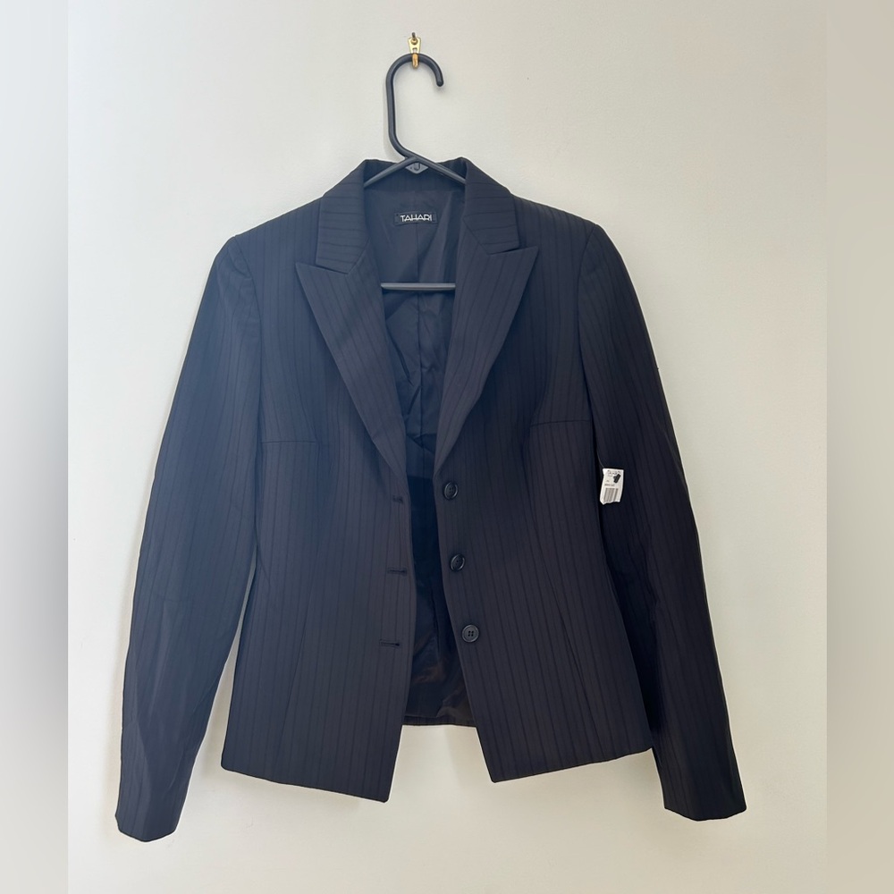 Tahari black pinstriped blazer. Never worn, with original tag on it!